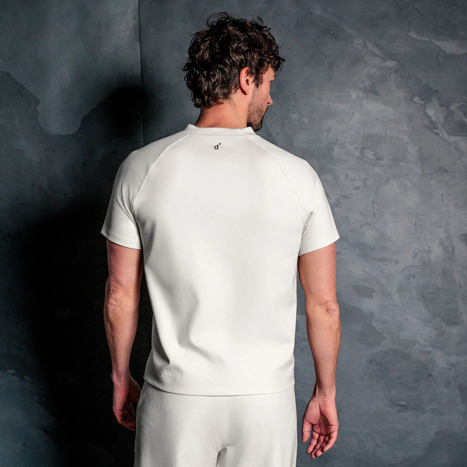 T-shirt — TRAVEL & LOUNGE - Image 10